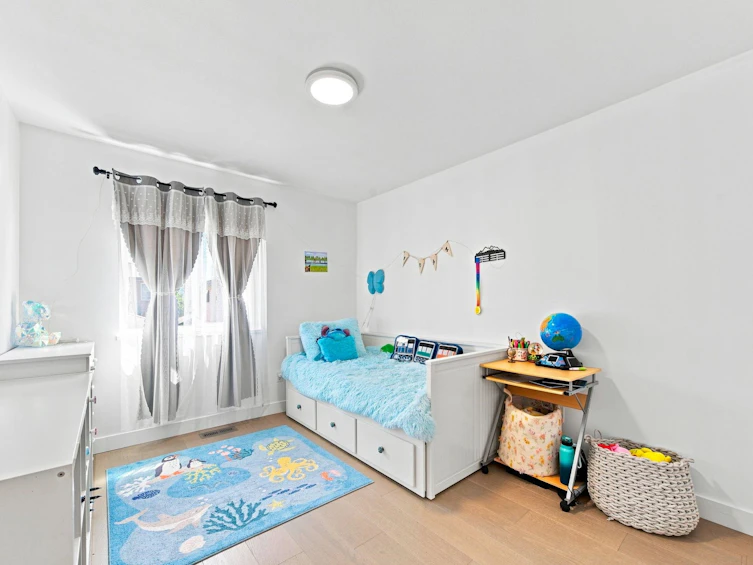 22291 Garratt Drive, Richmond, BC, V6V 2P6 - 19