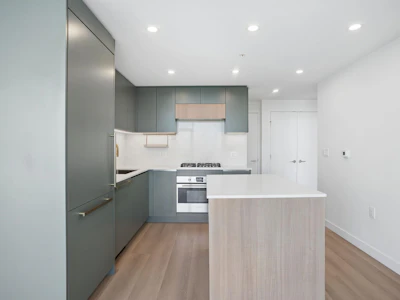 309-13573 98a Avenue - 2