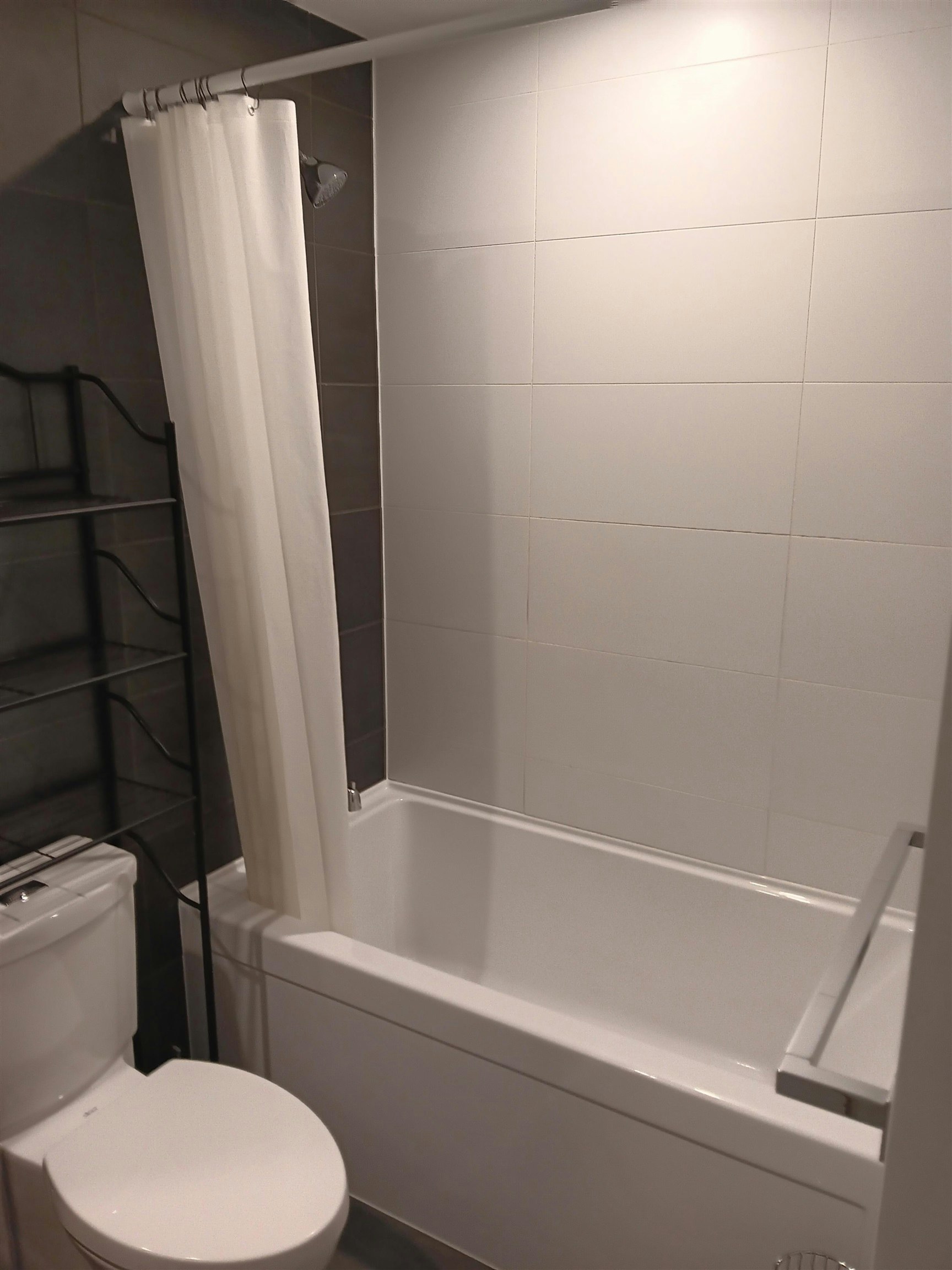 1806-13359 Old Yale Road, Surrey, BC, V3T 0S4 - 3