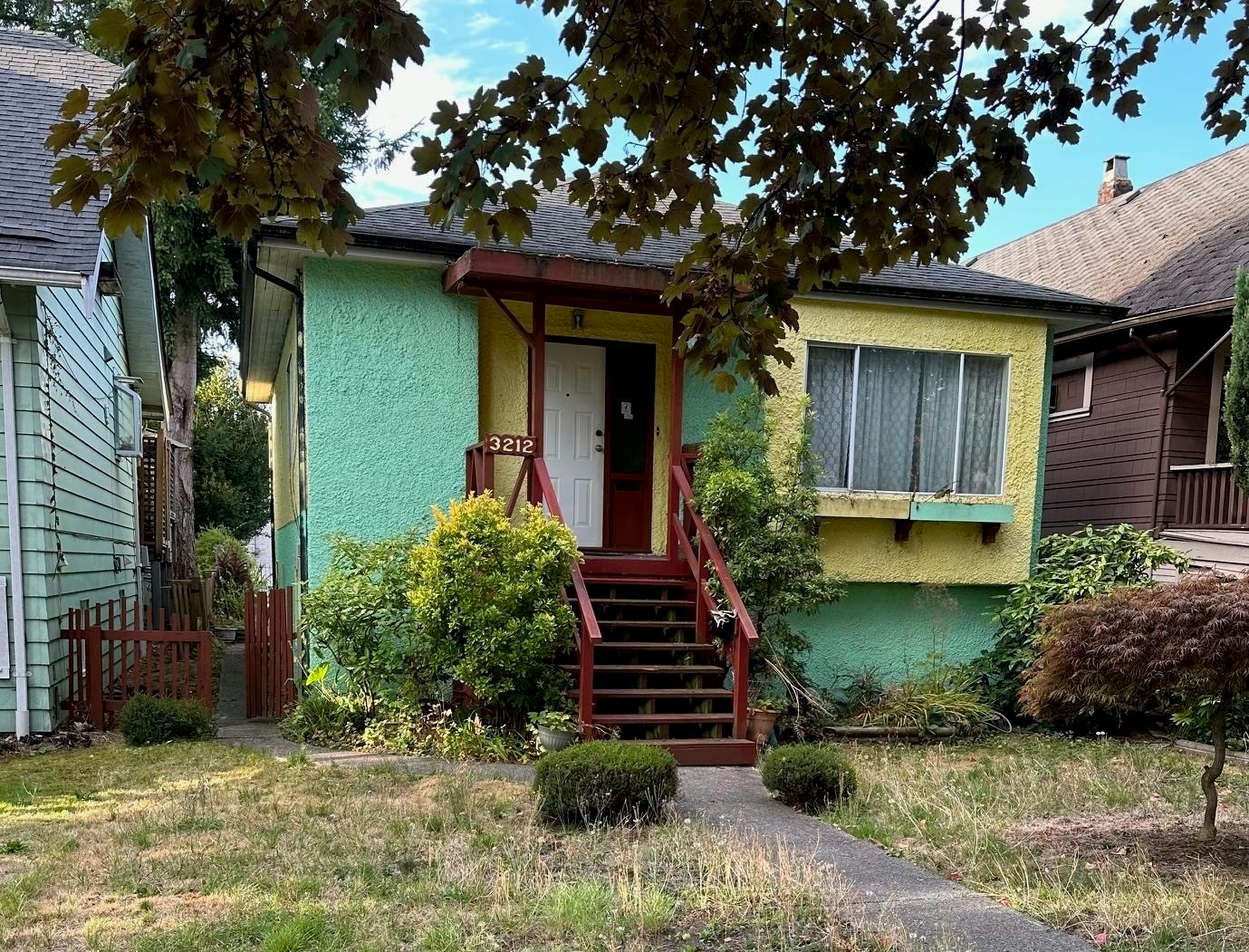 3212 W 6th Avenue, Vancouver, BC, V6K 1X8