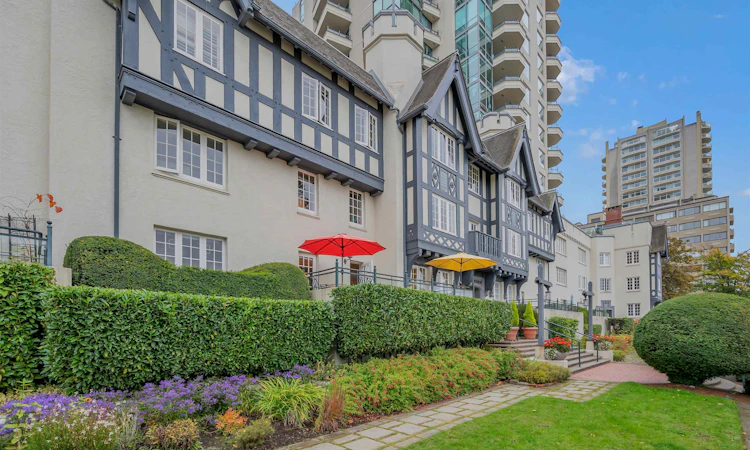103-1311 Beach Avenue
