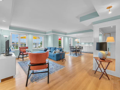 103-1311 Beach Avenue - 5