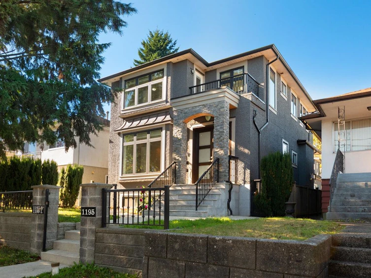 1195 Nootka Street, Vancouver, BC, V5K 4E6