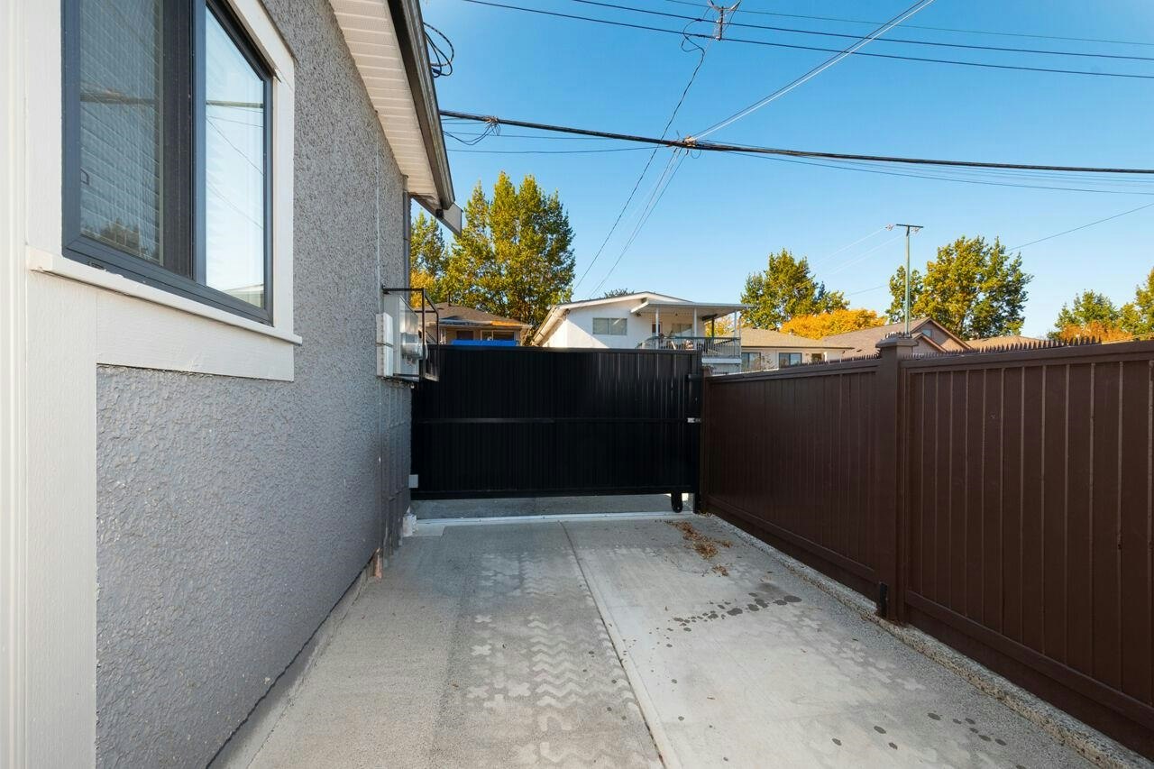 1195 Nootka Street, Vancouver, BC, V5K 4E6 - 39