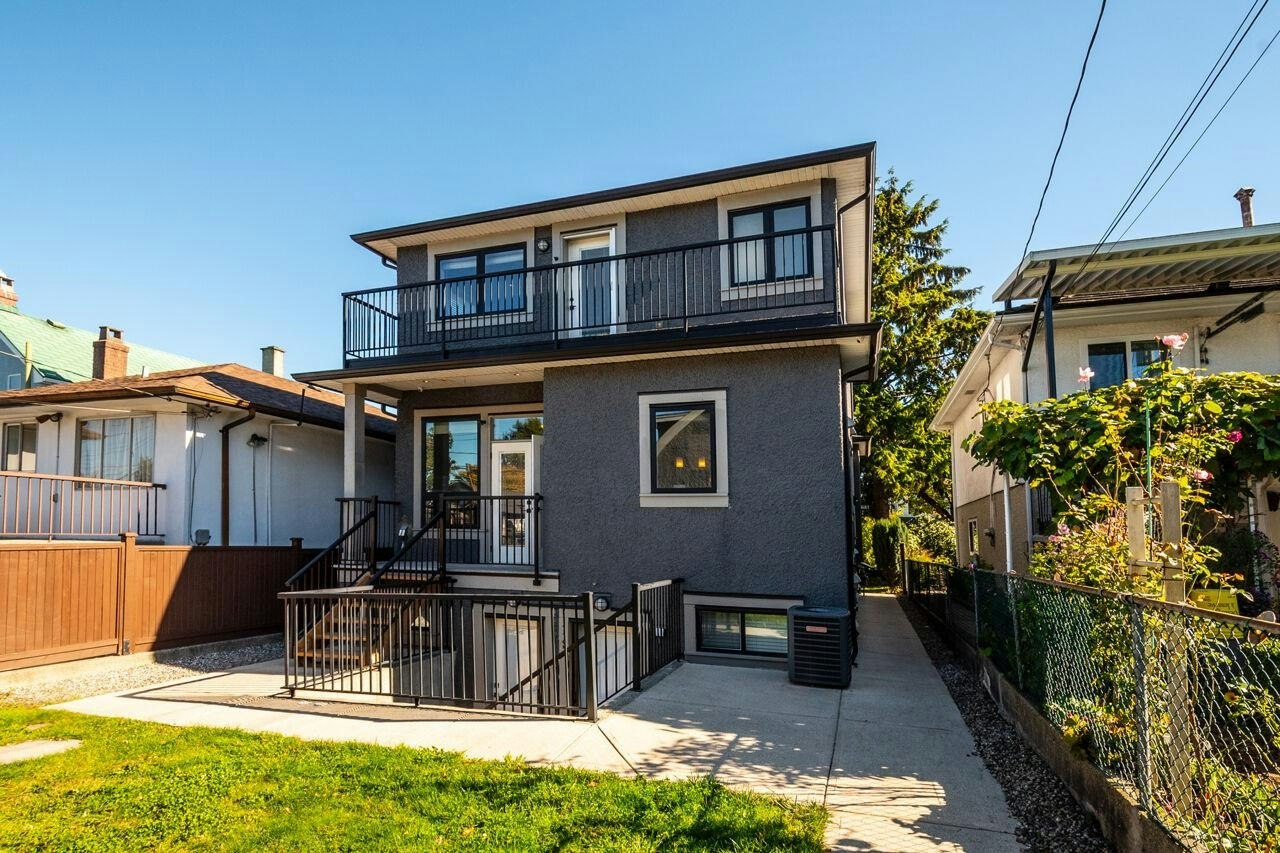 1195 Nootka Street, Vancouver, BC, V5K 4E6 - 32