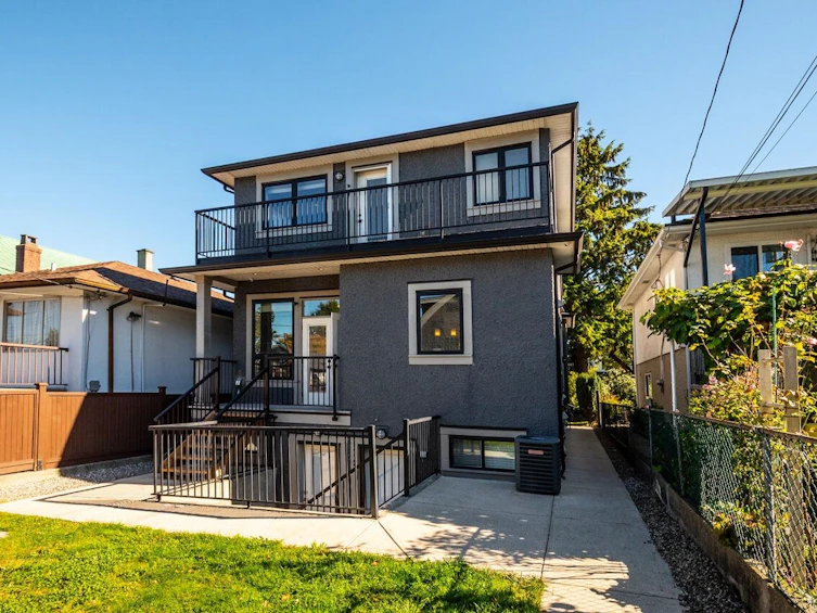 1195 Nootka Street, Vancouver, BC, V5K 4E6 - 32