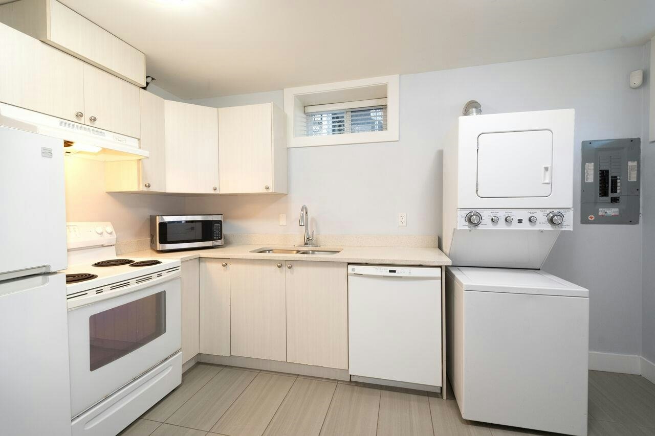 1195 Nootka Street, Vancouver, BC, V5K 4E6 - 31
