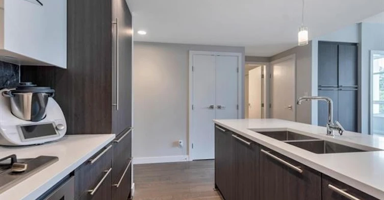 5077 Cambie Street, Vancouver, BC, V5J 0H7 - 11