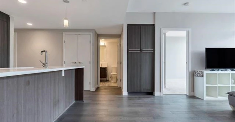 5077 Cambie Street, Vancouver, BC, V5J 0H7 - 6