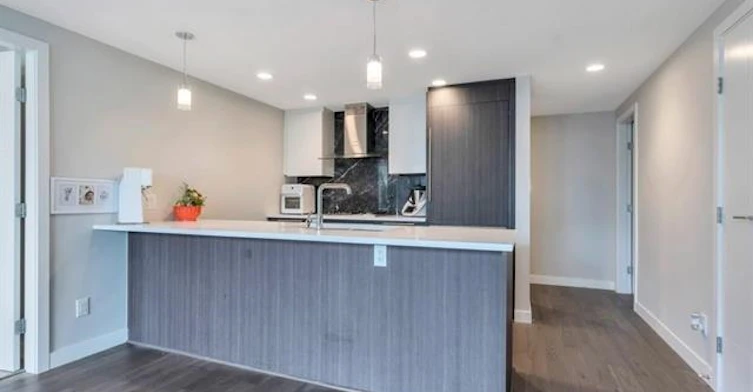 5077 Cambie Street, Vancouver, BC, V5J 0H7 - 7