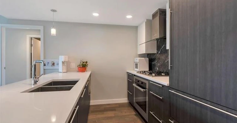 5077 Cambie Street, Vancouver, BC, V5J 0H7 - 8
