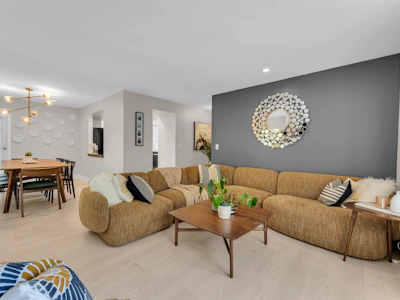 10-1140 Falcon Drive - 3