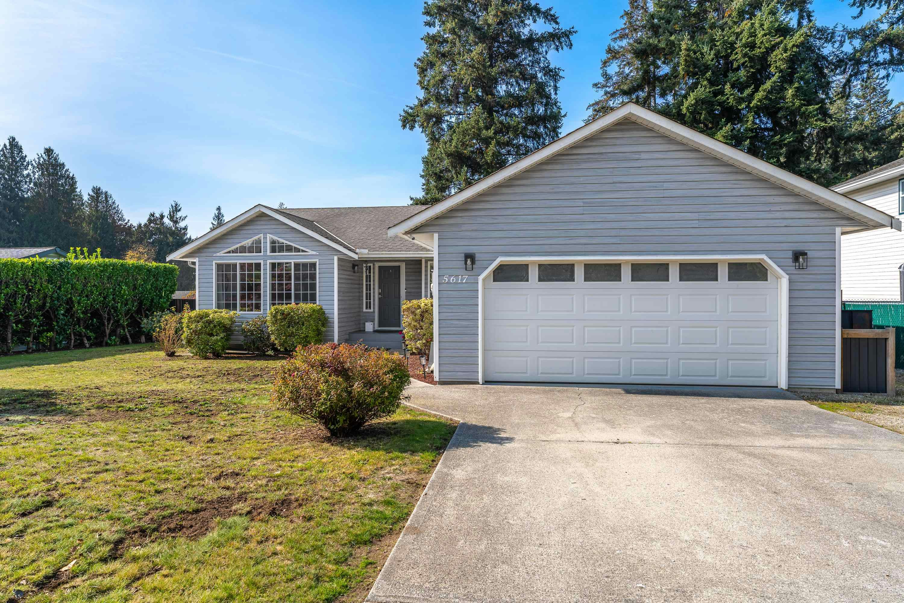5617 Curtis Place, Sechelt, BC, V7Z 0R9 - 27