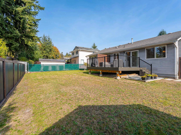 5617 Curtis Place, Sechelt, BC, V7Z 0R9 - 21