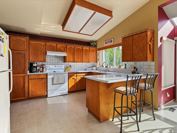 2740 Westlake Drive, Coquitlam, BC, V3C 5J7 - 9