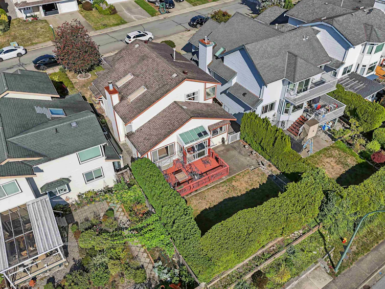 2740 Westlake Drive, Coquitlam, BC, V3C 5J7 - 6