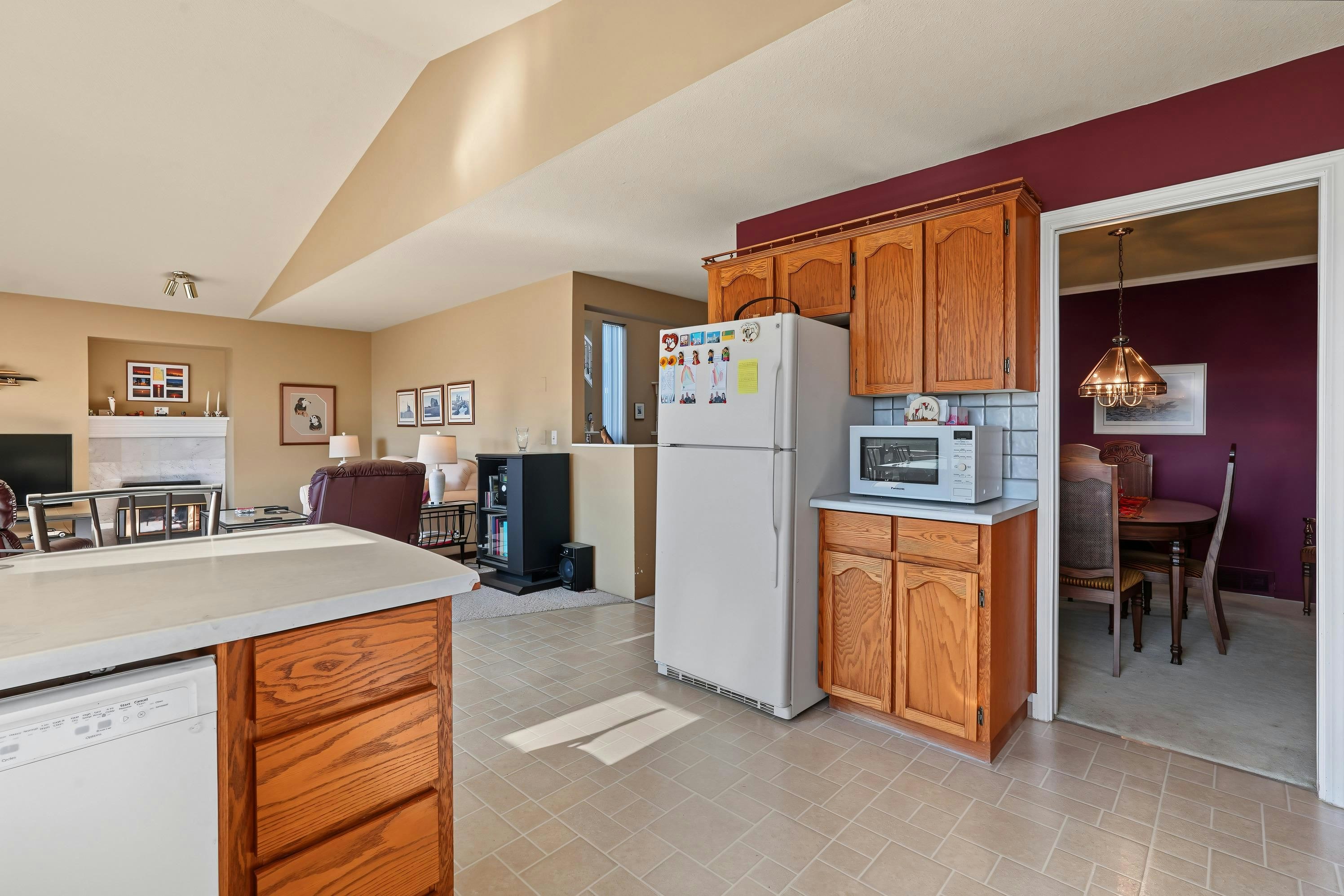 2740 Westlake Drive, Coquitlam, BC, V3C 5J7 - 10