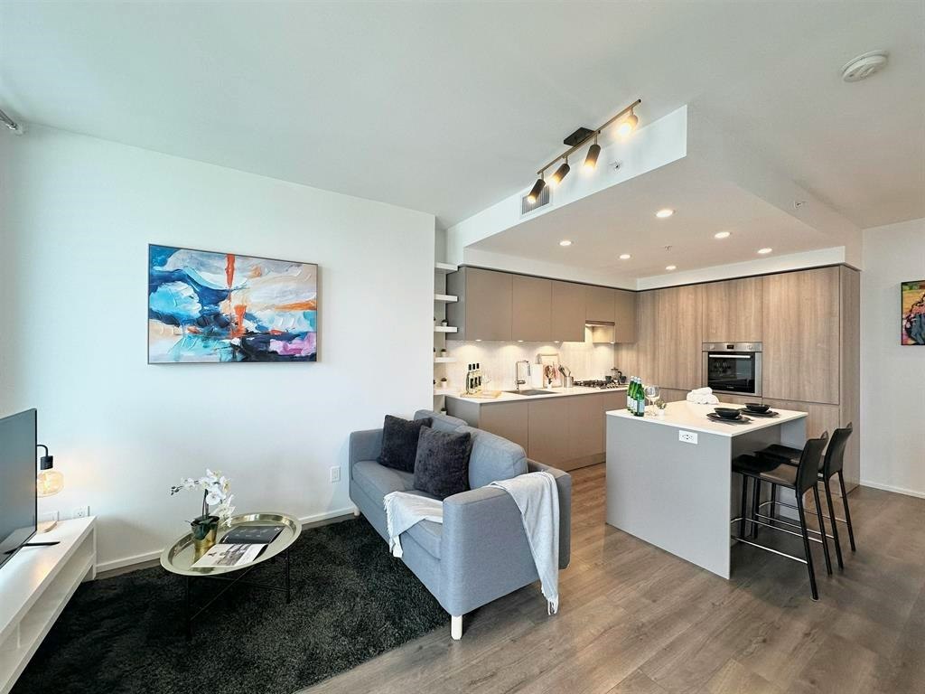 2511-3833 Evergreen Place, Burnaby, BC, V3J 0M2 - 8