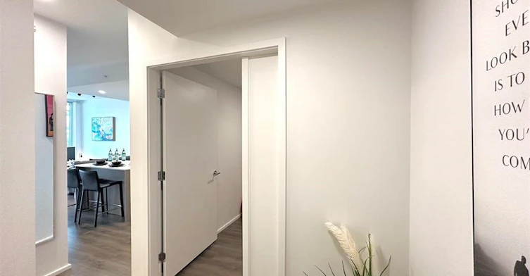 2511-3833 Evergreen Place, Burnaby, BC, V3J 0M2 - 3