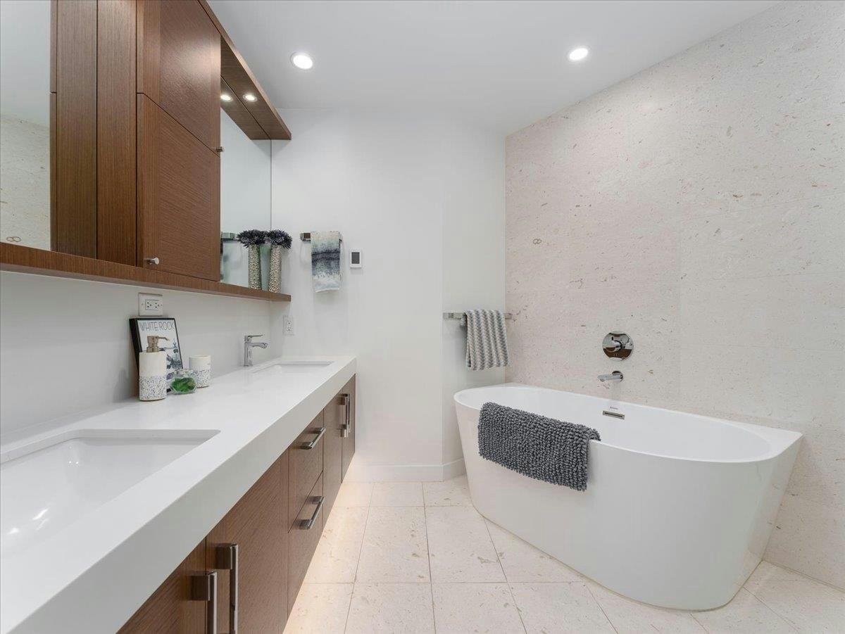 PH1-1439 George Street, Surrey, BC, V4B 0B9 - 13