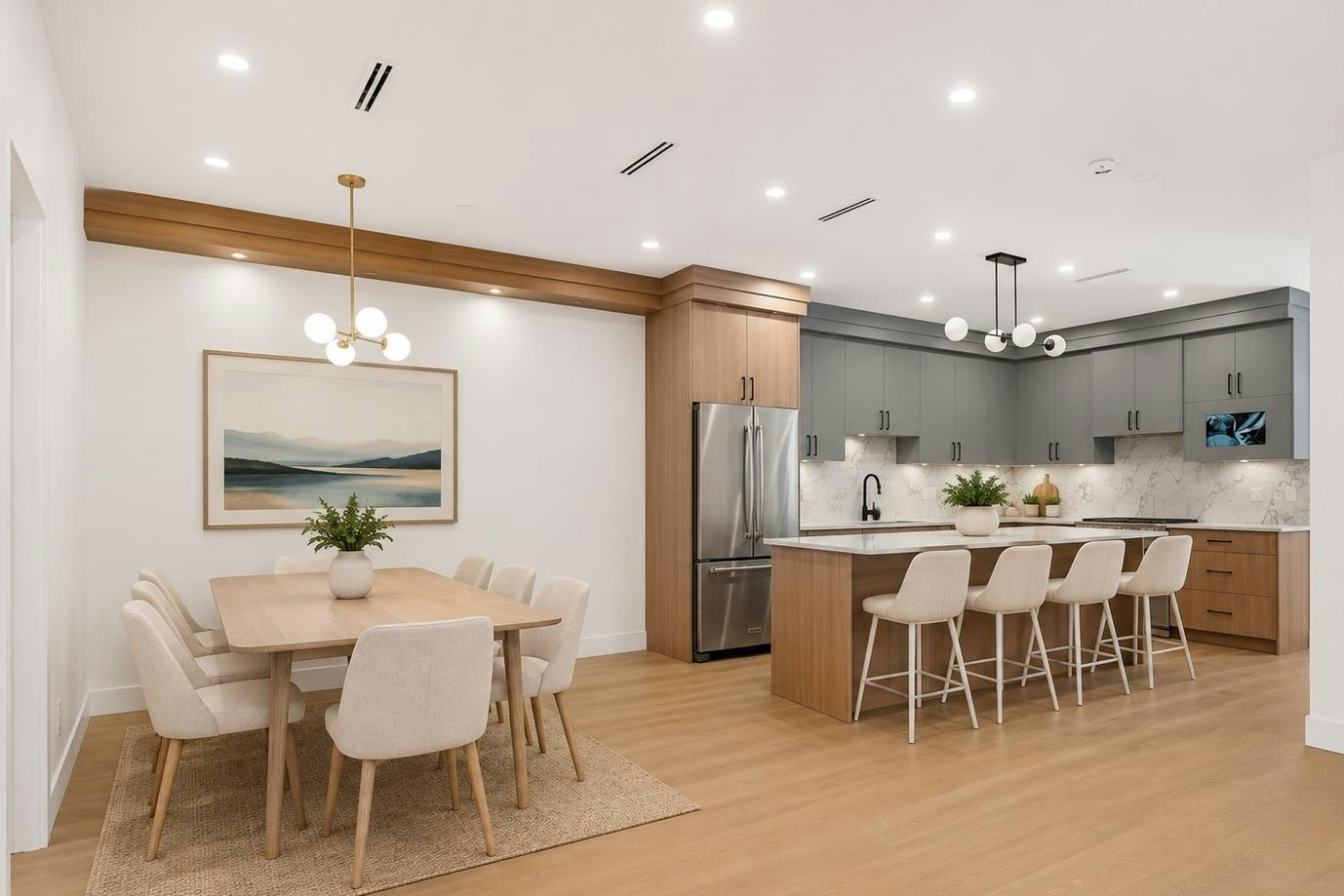 4-6176 Elgin Avenue - 4