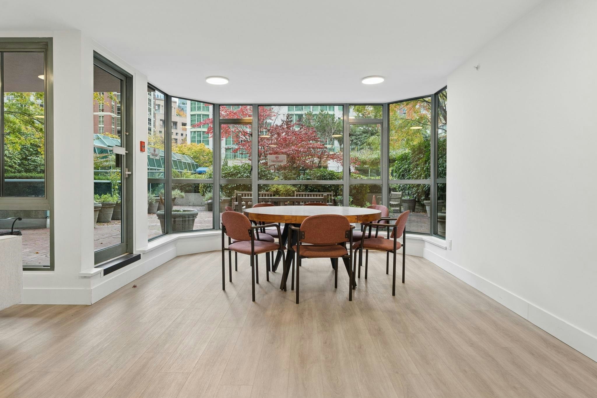 805-888 Hamilton Street, Vancouver, BC, V6B 5W4 - 25