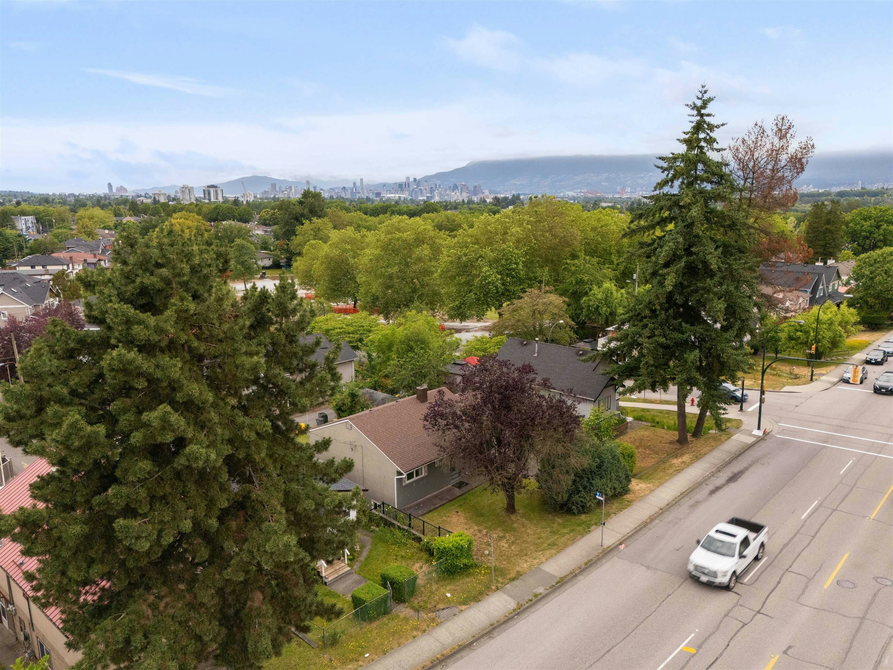 4561 Nanaimo Street, Vancouver, BC, V5N 5J5 - 16