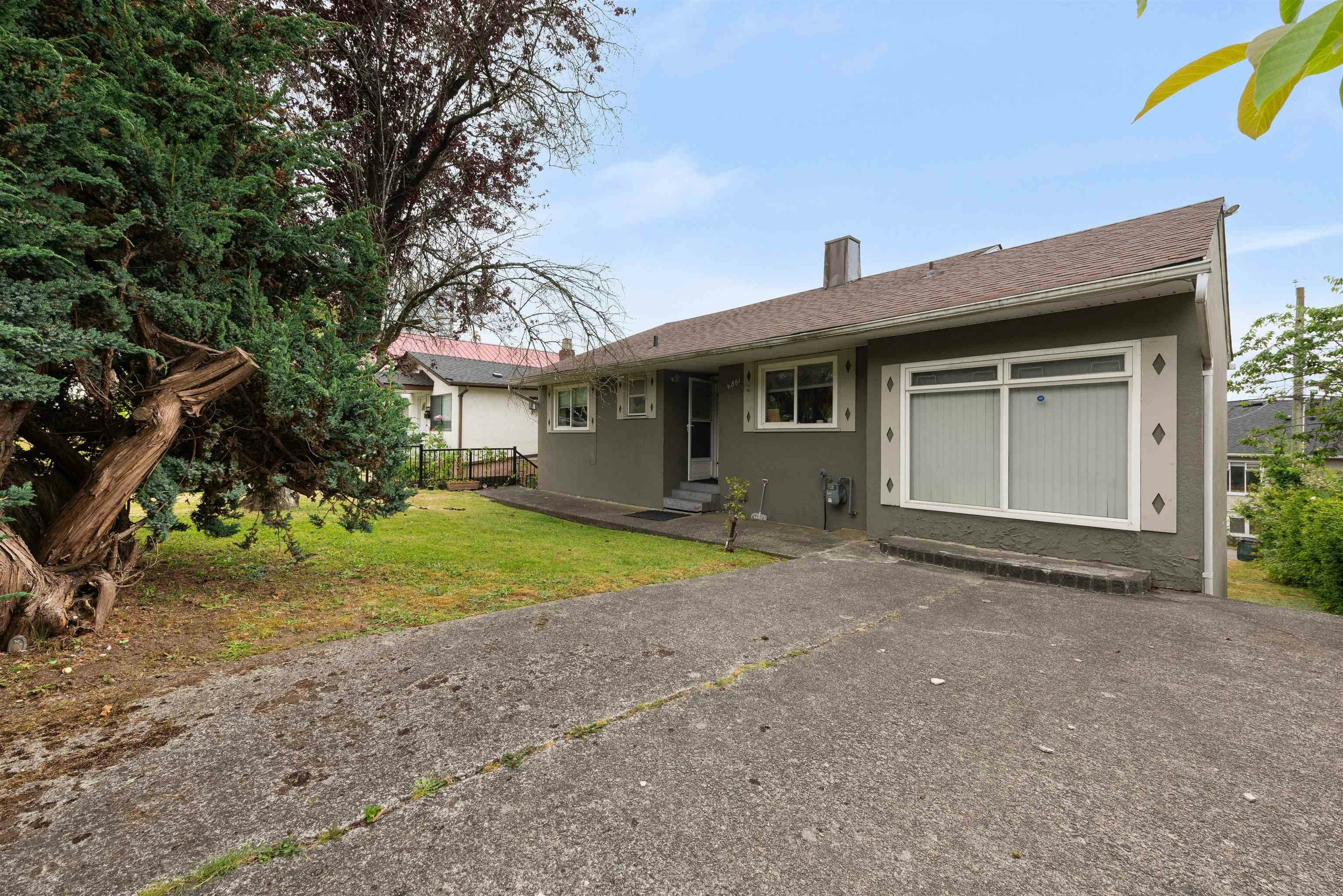 4561 Nanaimo Street, Vancouver, BC, V5N 5J5