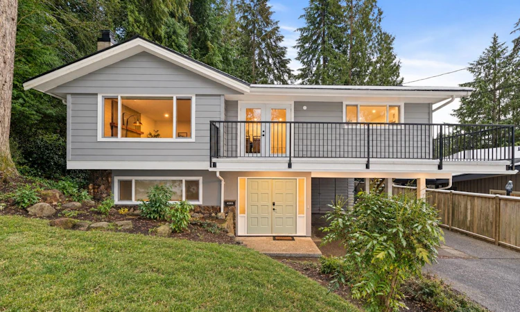 4593 Cliffmont Road
