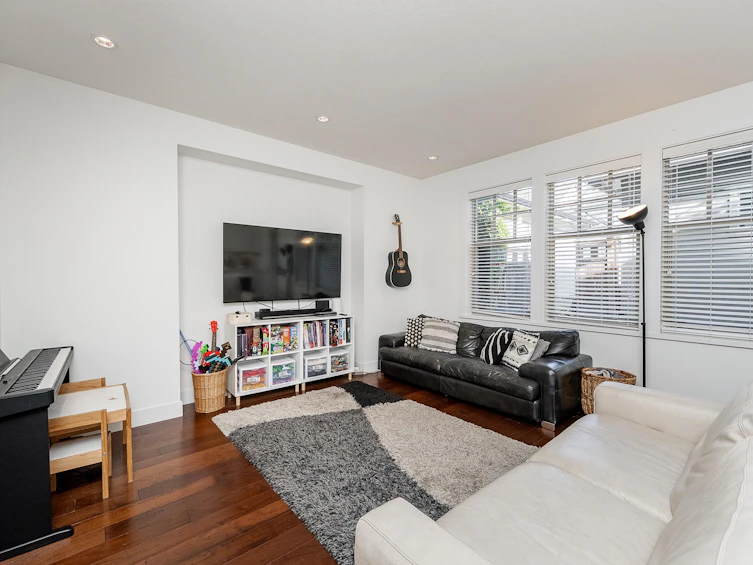 15347 34 Avenue, Surrey, BC, V3Z 2X2 - 15