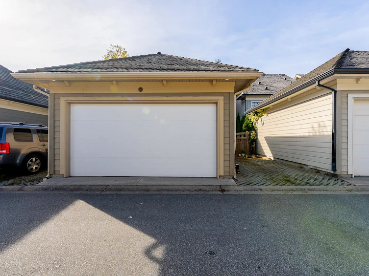 15347 34 Avenue, Surrey, BC, V3Z 2X2 - 34