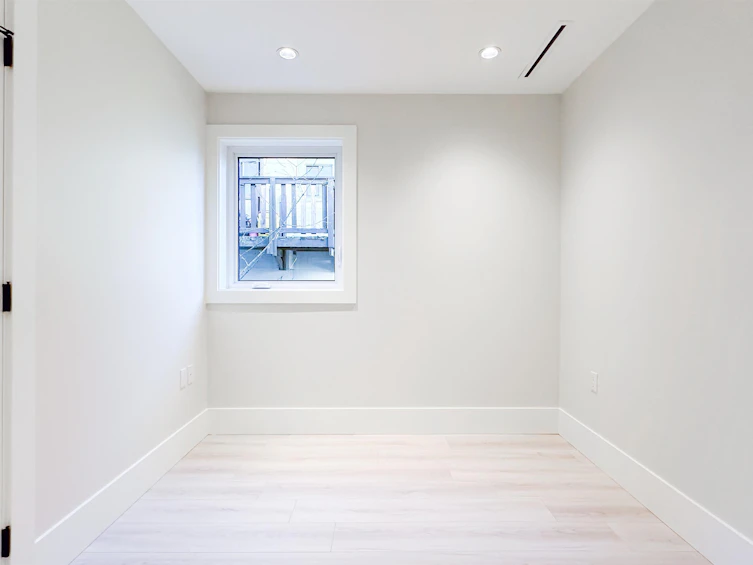 2373 W 7th Avenue, Vancouver, BC, V6K 1Y4 - 27