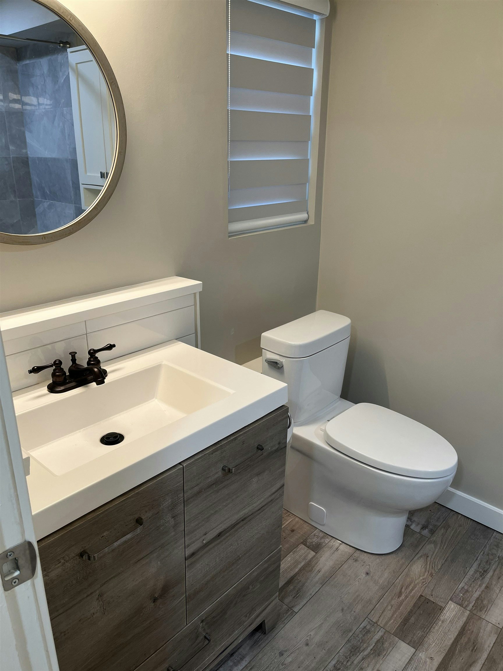 Main Floor-720 E 21st Street, North Vancouver, BC, V7J 1N6 - 8
