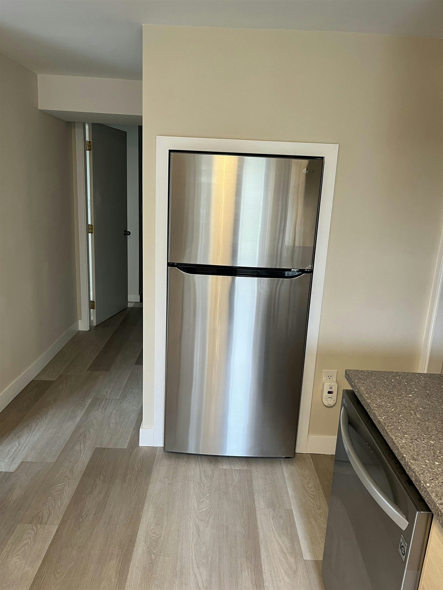 Main Floor-720 E 21st Street, North Vancouver, BC, V7J 1N6 - 4