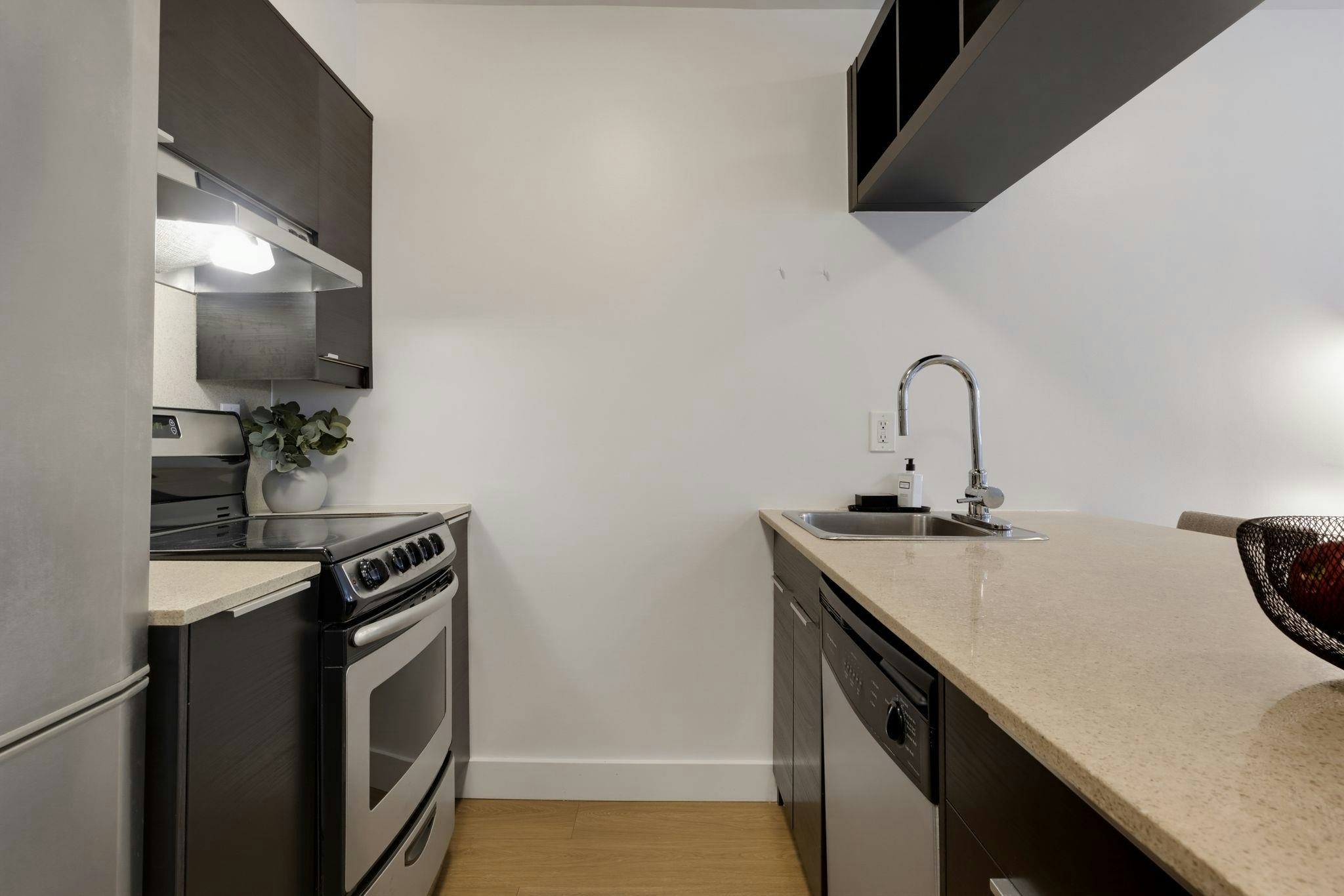 106-33 N Templeton Drive, Vancouver, BC, V5L 3C9 - 11