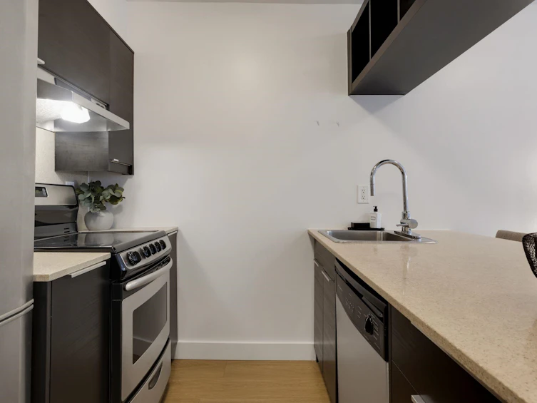 106-33 N Templeton Drive, Vancouver, BC, V5L 3C9 - 11