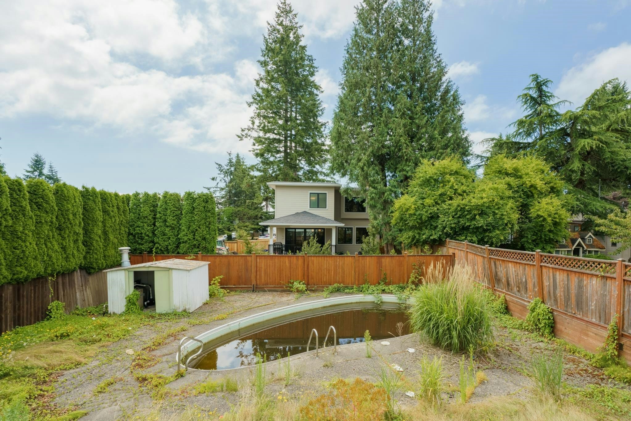 15732 Goggs Avenue, Surrey, BC, V4B 2N7 - 32