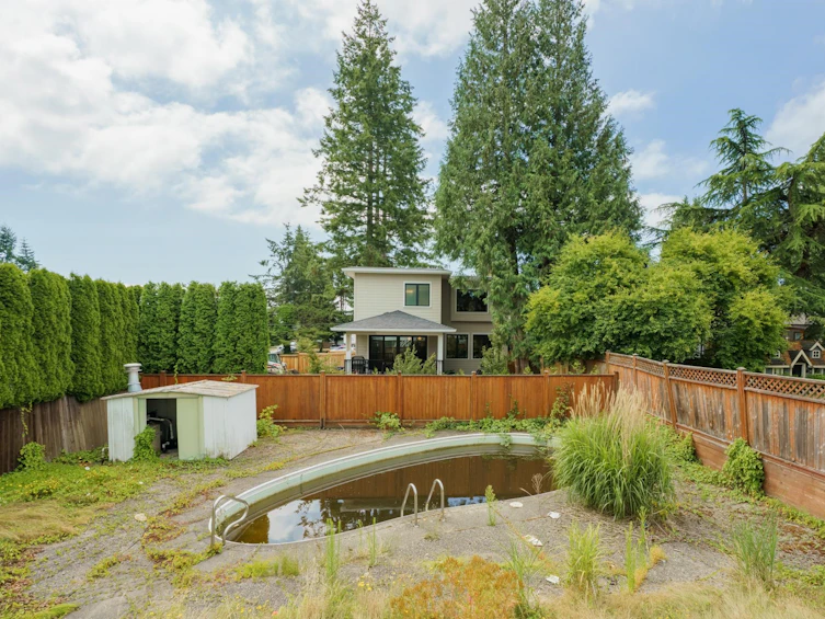 15732 Goggs Avenue, Surrey, BC, V4B 2N7 - 32