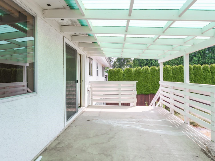 15732 Goggs Avenue, Surrey, BC, V4B 2N7 - 31