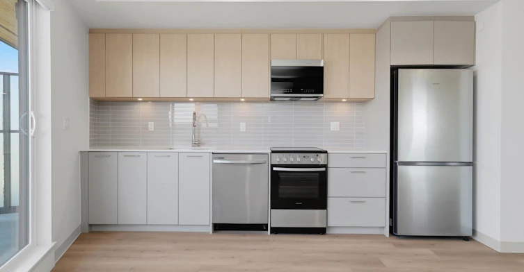 518-1529 Oxford, North Vancouver, BC, V7J 0G2 - 3