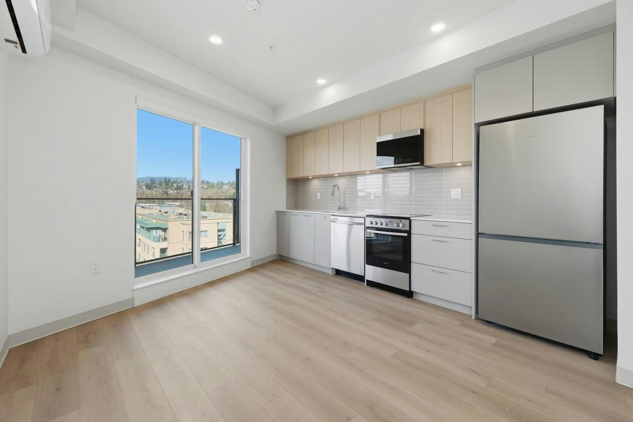 518-1529 Oxford, North Vancouver, BC, V7J 0G2 - 2