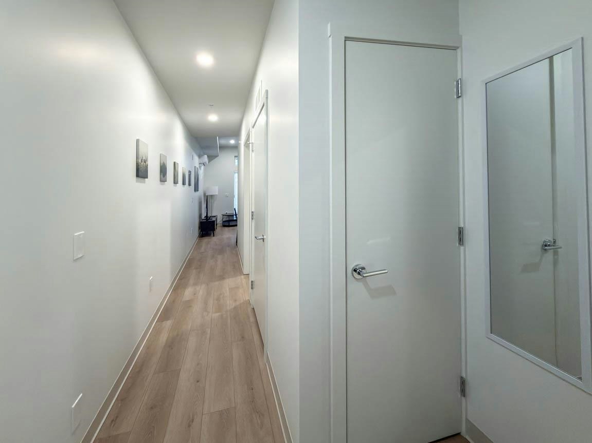 101-1529 Oxford, North Vancouver, BC, V7J 0G2 - 2