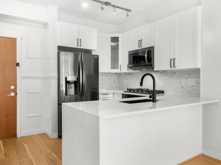417-119 W 22nd Street, North Vancouver, BC, V7M 0B4 - 7