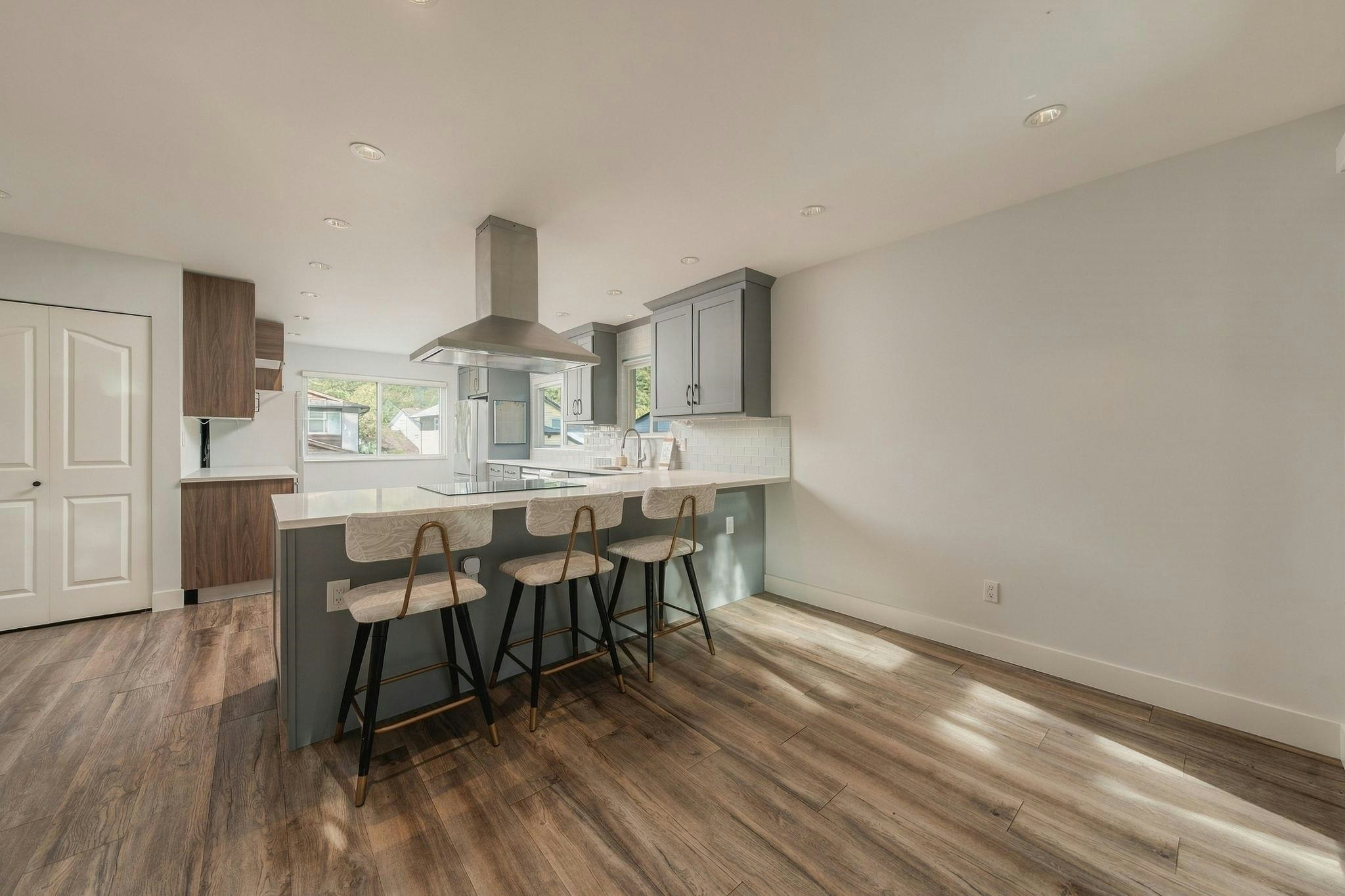 1231 River Drive, Coquitlam, BC, V3E 1N7 - 8