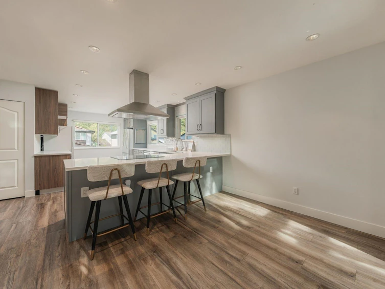 1231 River Drive, Coquitlam, BC, V3E 1N7 - 8