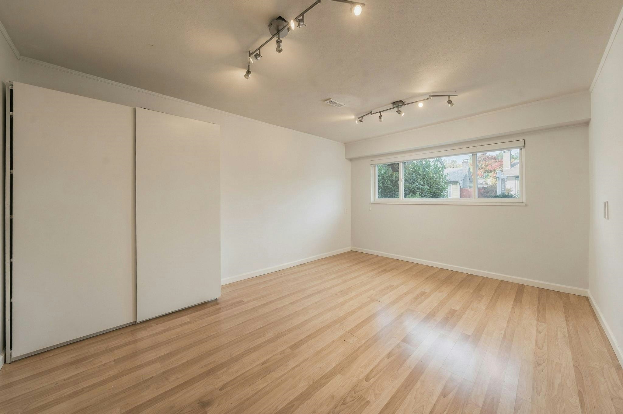 1231 River Drive, Coquitlam, BC, V3E 1N7 - 22