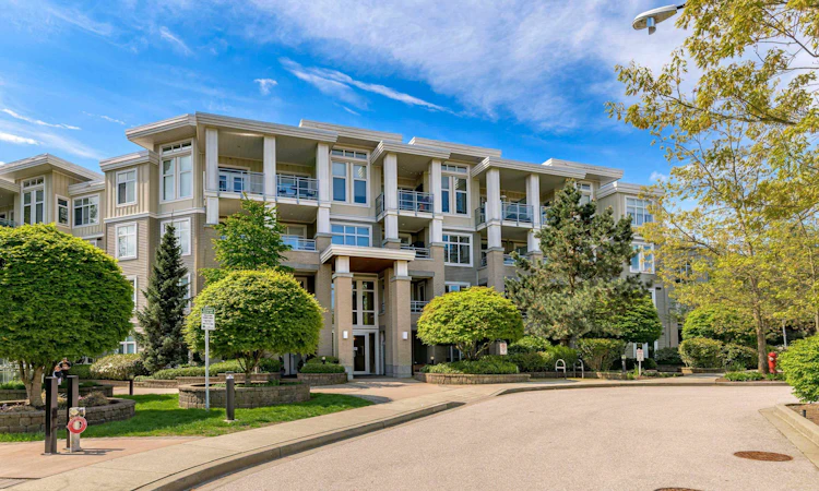 210-15428 31 Avenue