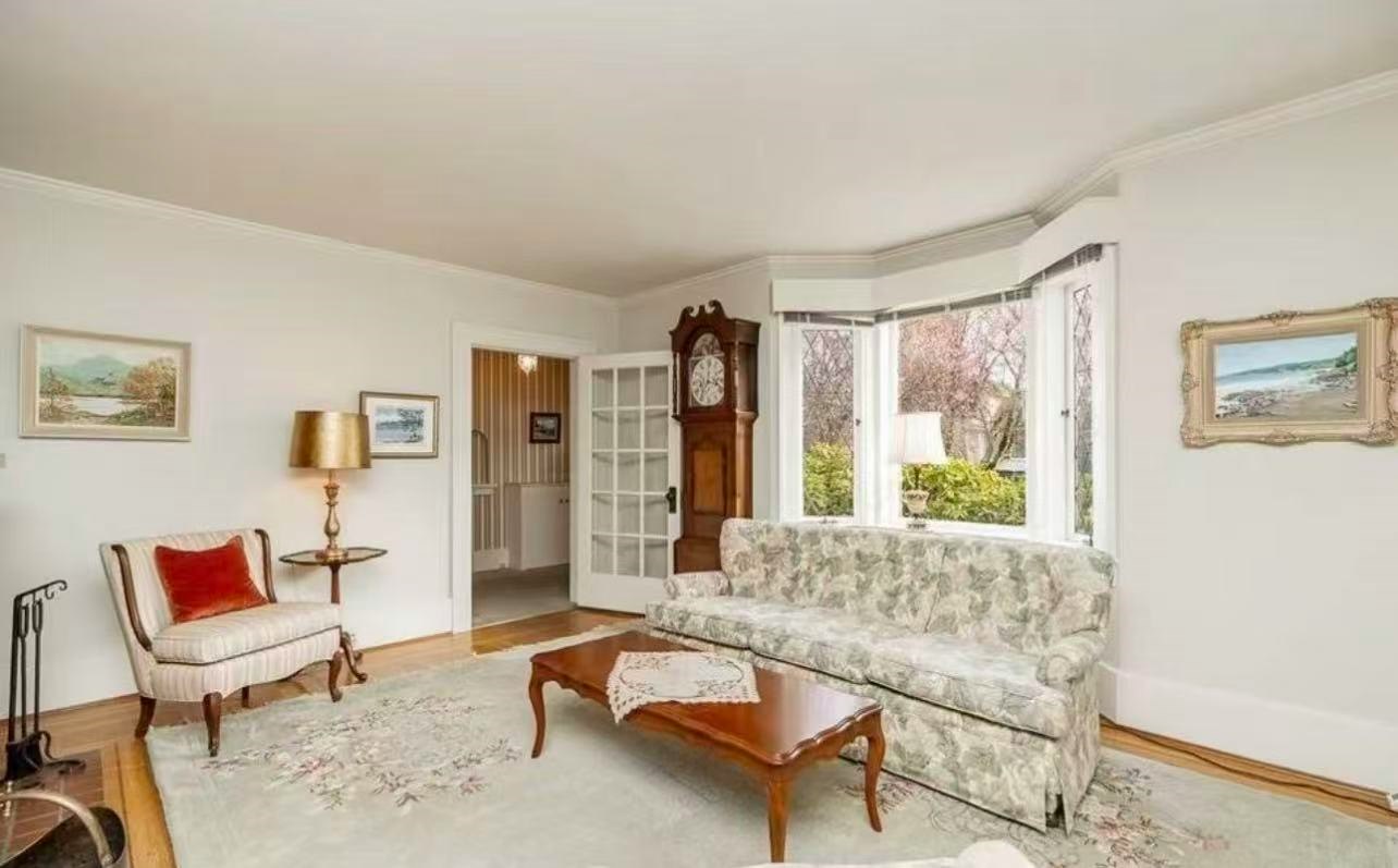 2000 West 43rd Avenue, Vancouver, BC, V6M 2C7 - 7