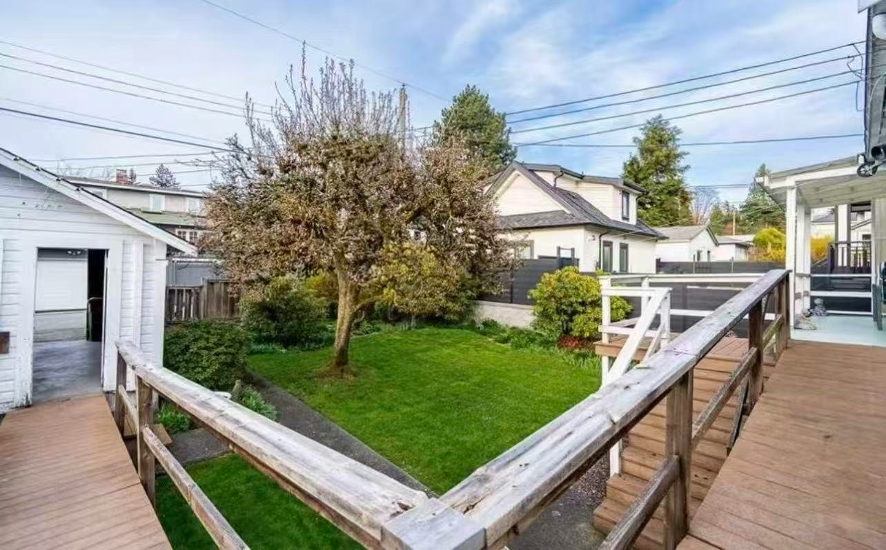 2000 West 43rd Avenue, Vancouver, BC, V6M 2C7 - 22