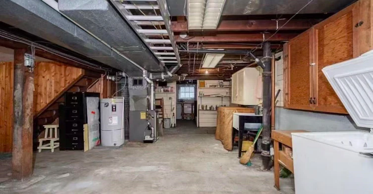2000 West 43rd Avenue, Vancouver, BC, V6M 2C7 - 20